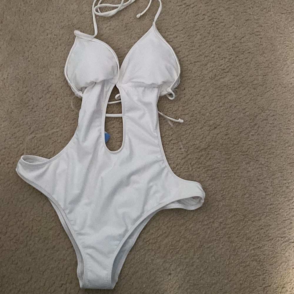 Forever 21 1 piece swim wear NWT